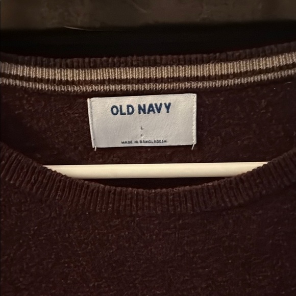 Old Navy Men's Maroon Sweater Size Large - Picture 2 of 2